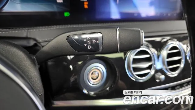 Mercedes-Benz S-Класс 2017 thumb 9