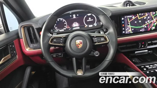 Porsche Cayenne 2024 thumb 12