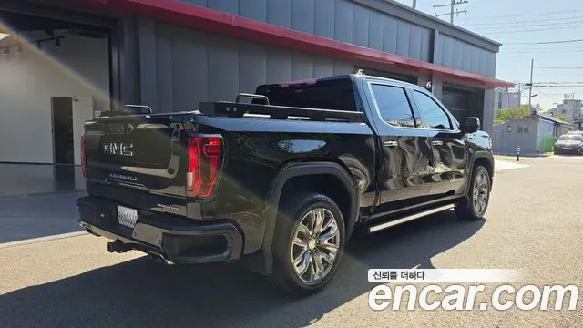 GMC Sierra 2024 thumb 2