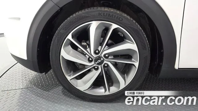 Kia Niro 2017 thumb 5