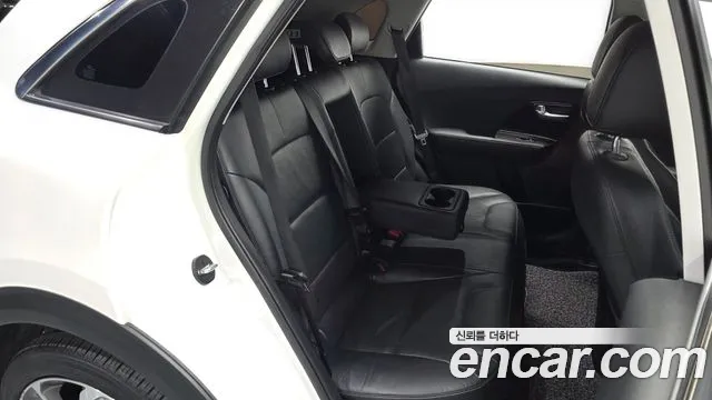 Kia Niro 2017 thumb 12