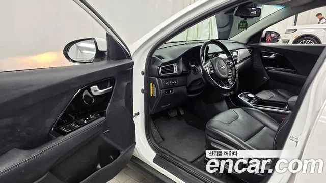 Kia Niro 2020 thumb 10