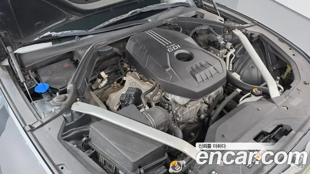 Genesis G70 2019 thumb 6