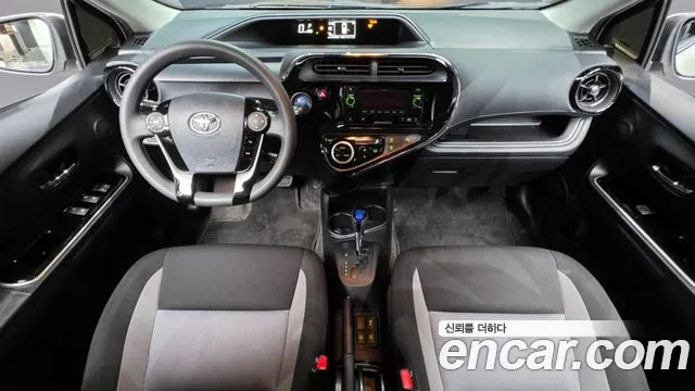 Toyota Prius 2019 thumb 7
