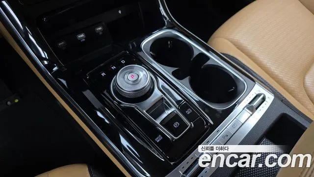 Kia Carnival 2021 thumb 9