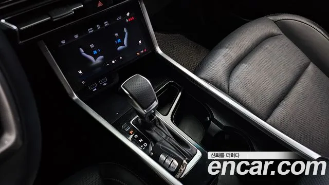 KG_Mobility_Ssangyong Torres 2022 thumb 9