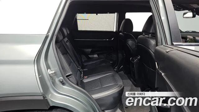 KG_Mobility_Ssangyong Torres 2022 thumb 11