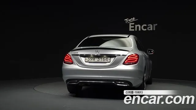 Mercedes-Benz C-Класс 2018 thumb 4