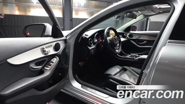Mercedes-Benz C-Класс 2018 thumb 10