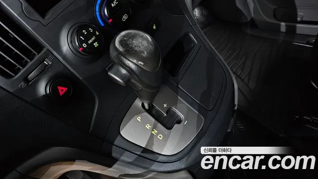 Hyundai Starex 2013 thumb 9