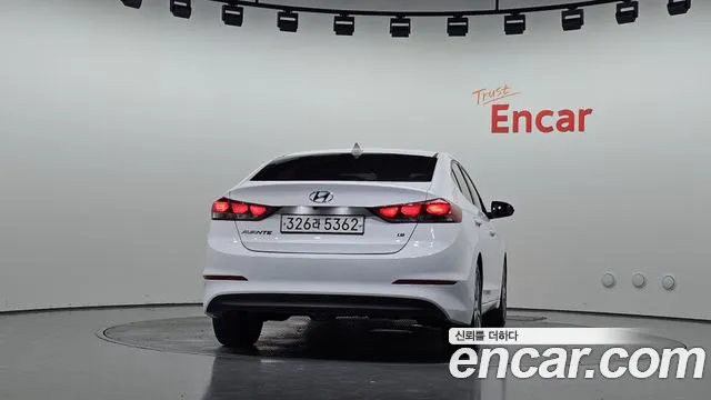 Hyundai Avante 2018 thumb 4