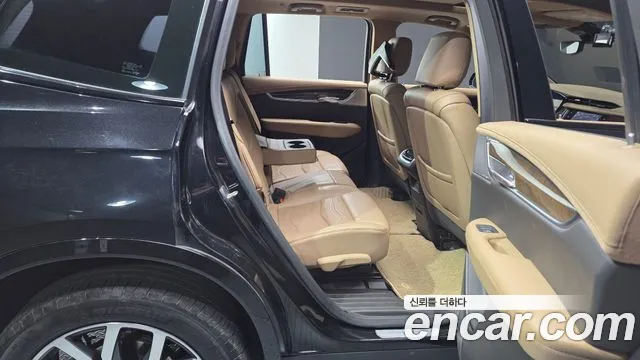 Cadillac XT6 2021 thumb 12