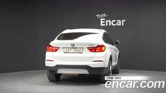 BMW X4 2015 thumb 3