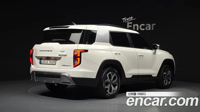 KG_Mobility_Ssangyong Torres 2023 thumb 2