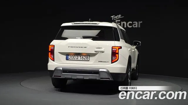 KG_Mobility_Ssangyong Torres 2023 thumb 4