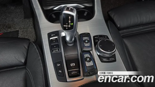BMW X4 2018 thumb 9