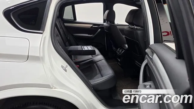 BMW X4 2018 thumb 12