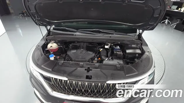Kia Carnival 2021 thumb 6
