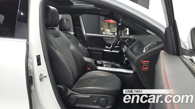 Mercedes-Benz EQA 2022 thumb 10