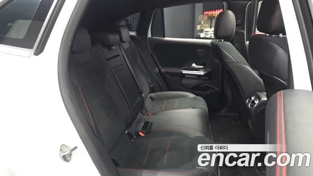 Mercedes-Benz EQA 2022 thumb 11
