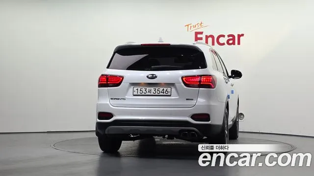Kia Sorento 2018 thumb 4
