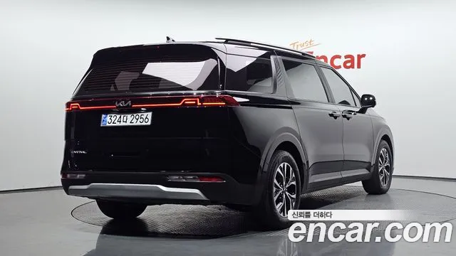 Kia Carnival 2022 thumb 2