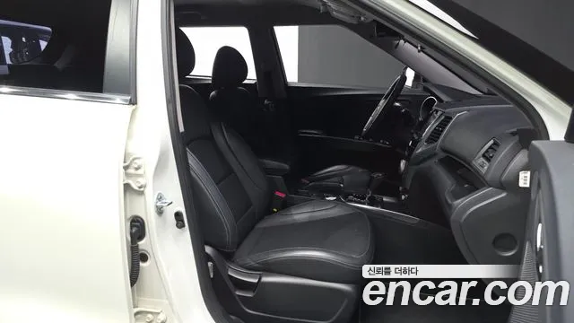 KG_Mobility_Ssangyong TIBOLI 2018 thumb 11