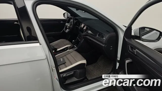 Volkswagen T-Roc 2021 thumb 10