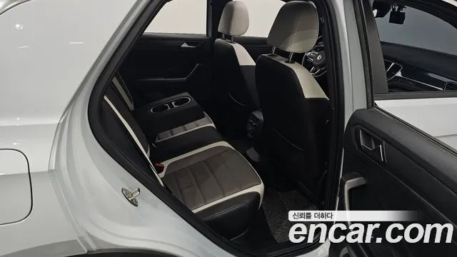 Volkswagen T-Roc 2021 thumb 11