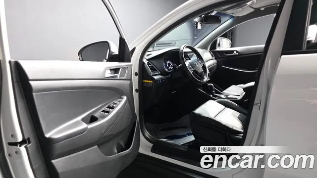 Hyundai Tucson 2018 thumb 10