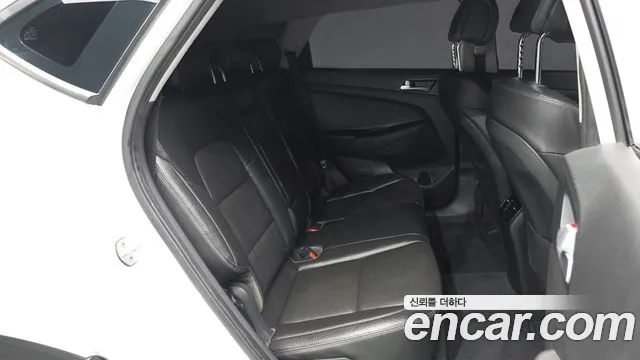 Hyundai Tucson 2018 thumb 12