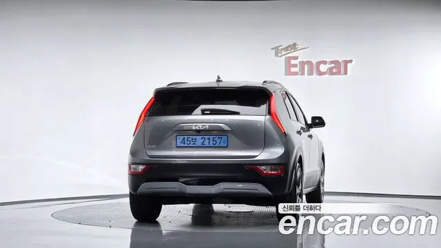 Kia Niro 2023 thumb 3