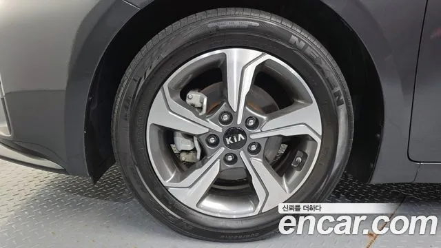 Kia K3 2019 thumb 5