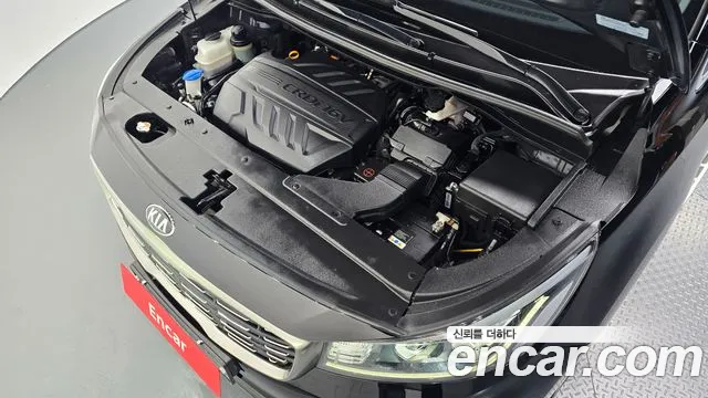 Kia Carnival 2018 thumb 5