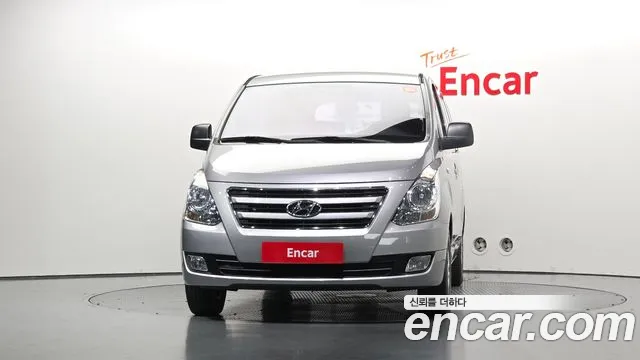 Hyundai Starex 2018 thumb 3