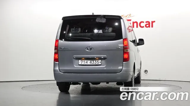 Hyundai Starex 2018 thumb 4