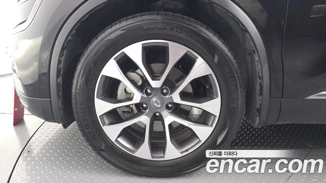 Renault-KoreaSamsung Koleos 2018 thumb 4