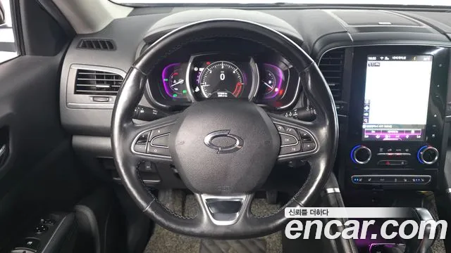 Renault-KoreaSamsung Koleos 2018 thumb 12
