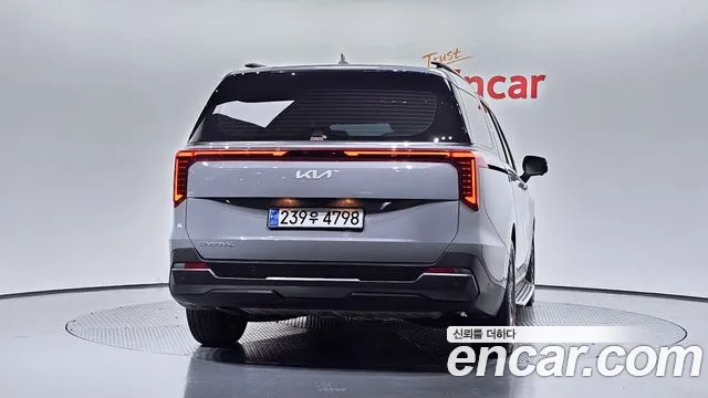 Kia Carnival 2024 thumb 4