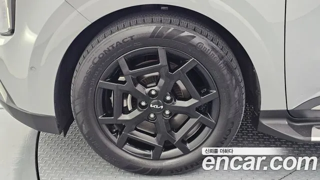 Kia Carnival 2024 thumb 5