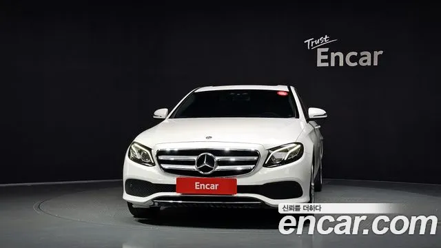 Mercedes-Benz E-Класс 2018 thumb 3