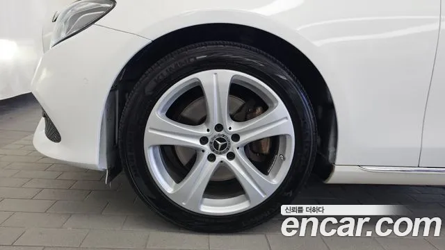 Mercedes-Benz E-Класс 2018 thumb 5
