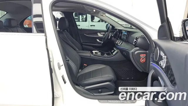 Mercedes-Benz E-Класс 2018 thumb 11