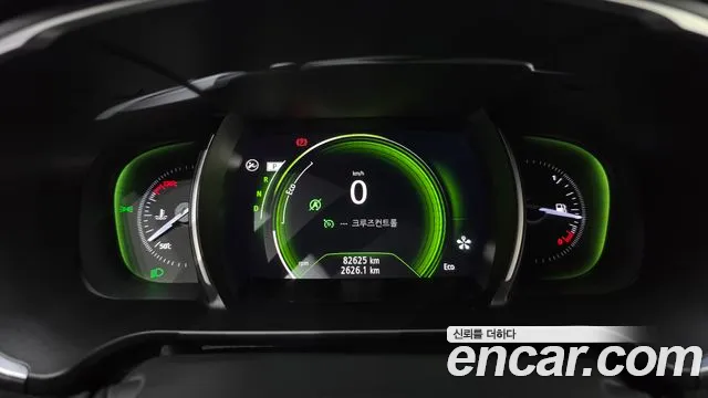 Renault-KoreaSamsung Megane 2016 thumb 8