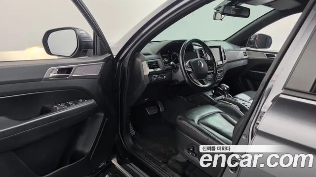 KG_Mobility_Ssangyong Rexton 2019 thumb 10
