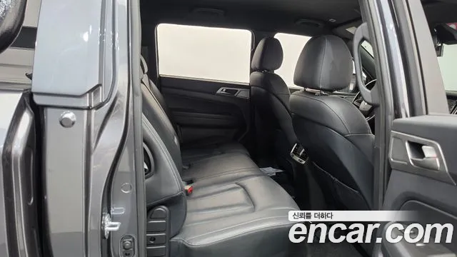 KG_Mobility_Ssangyong Rexton 2019 thumb 11