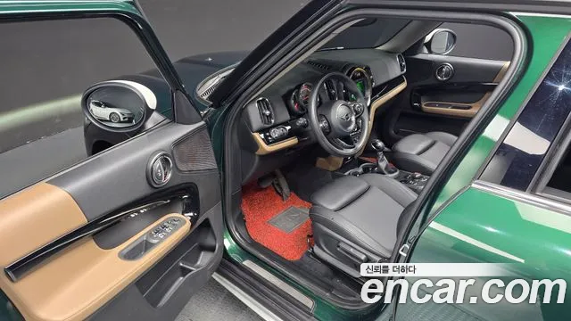 MINI Countryman 2019 thumb 10