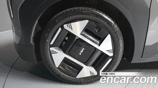Kia EV3 2024 thumb 4