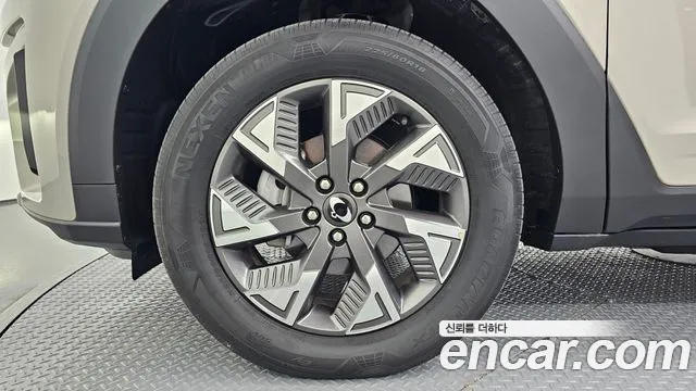 KG_Mobility_Ssangyong Torres 2024 thumb 5