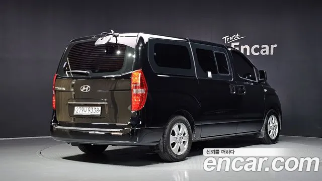 Hyundai Starex 2018 thumb 2